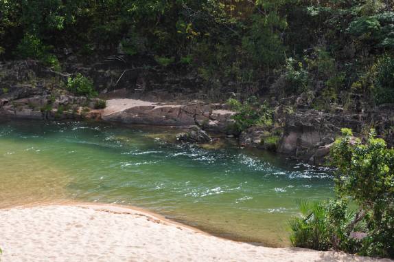 O refrescante Rio Palmas, no Balneário Douradas, em Aurora do Tocantins - TO